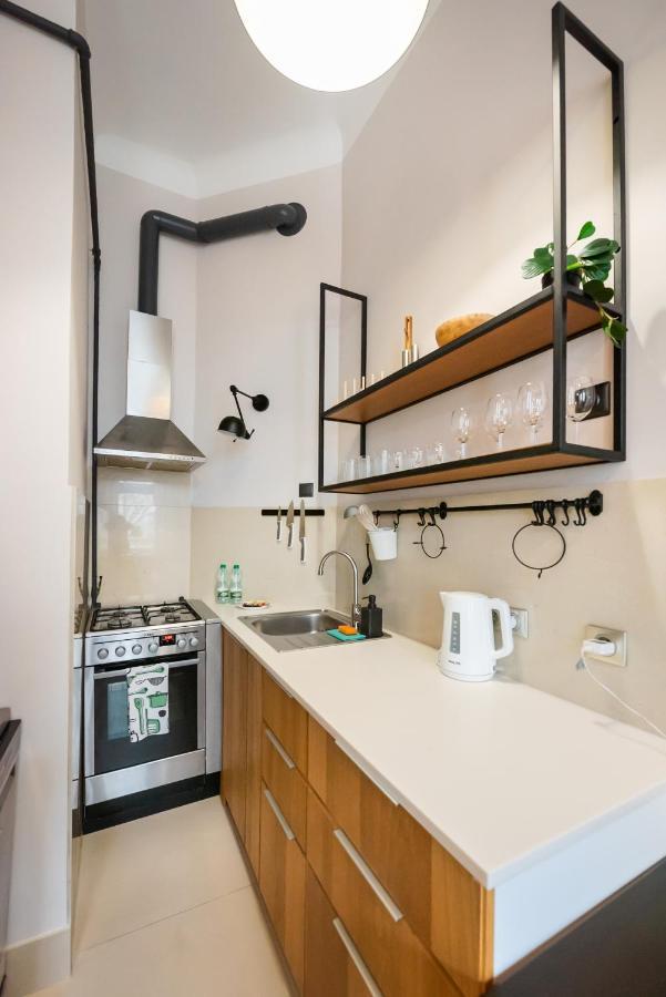 Hoza 62 Apartment Варшава Екстер'єр фото